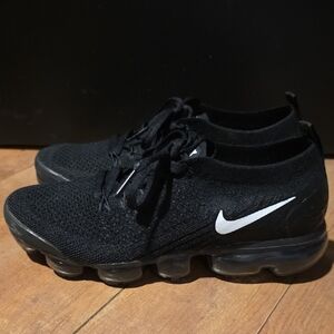 Nike Black VaporMax Flyknit Shoes